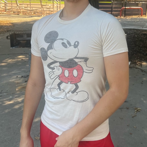 DISNEY MICKEY MOUSE MEN T SHIRT VINTAGE DISTRESSED HAPPY FACE SMILE PROUD PRIDE - Picture 6 of 16